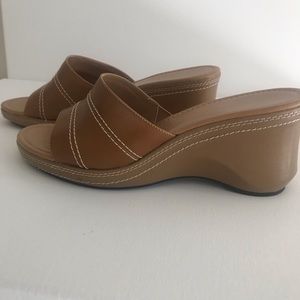 Womans wedge sandal size 7.5